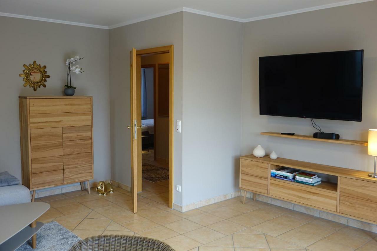 Moderne Ferienwohnung In Potsdam, Sehr Komfortabel, Ruhige Lage Buitenkant foto